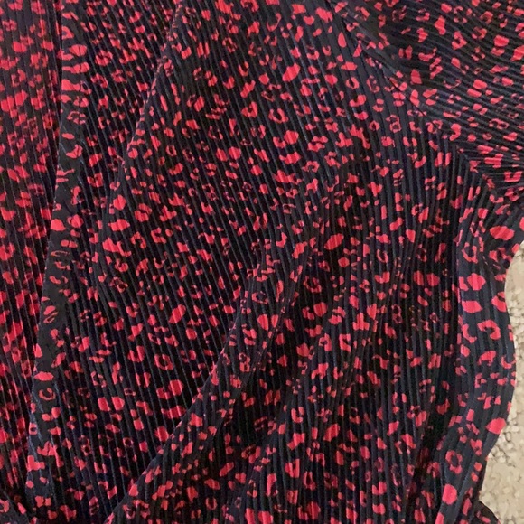 Zara long sleeve animal print cropped blouse - Picture 3 of 5